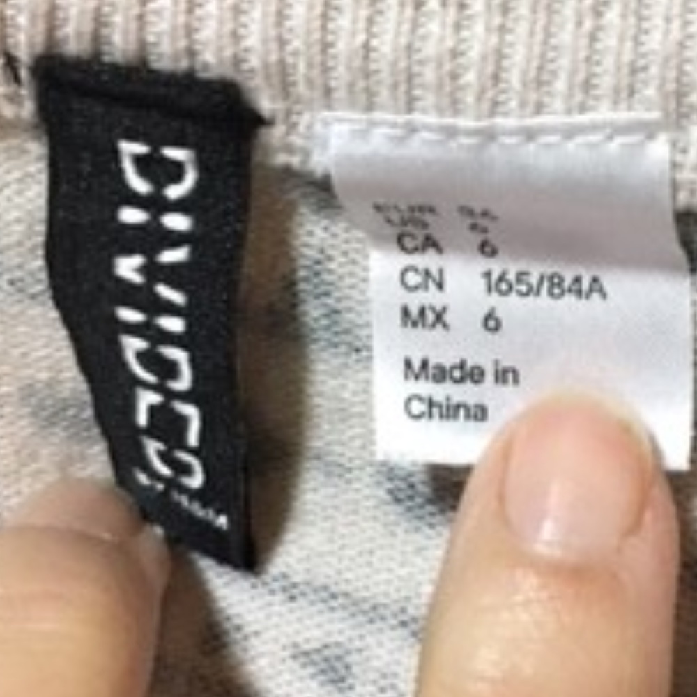 Sweater - Picture 3 of 4